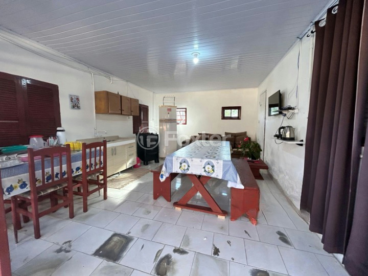 Casa à venda com 5 quartos, 191m² - Foto 6