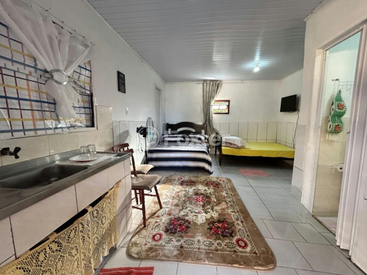 Casa à venda com 5 quartos, 191m² - Foto 3