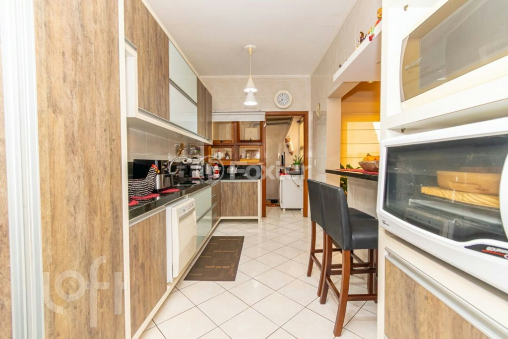 Apartamento à venda com 3 quartos, 150m² - Foto 15