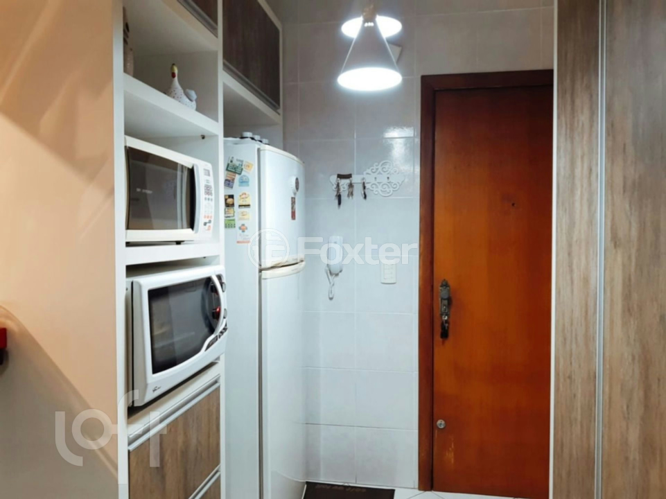 Apartamento à venda com 3 quartos, 150m² - Foto 17