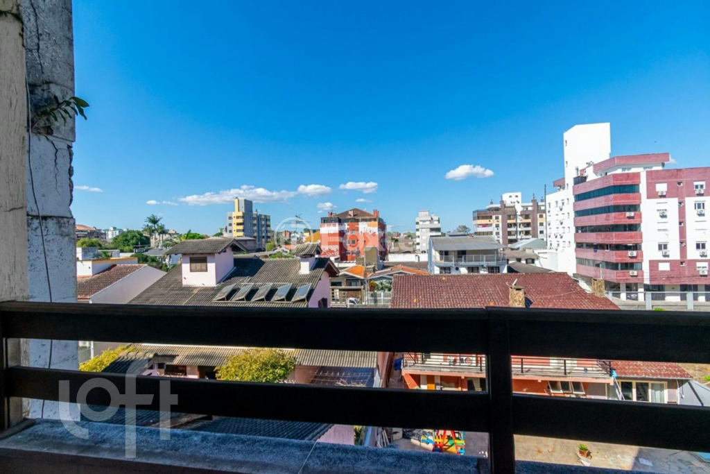 Apartamento à venda com 3 quartos, 150m² - Foto 2