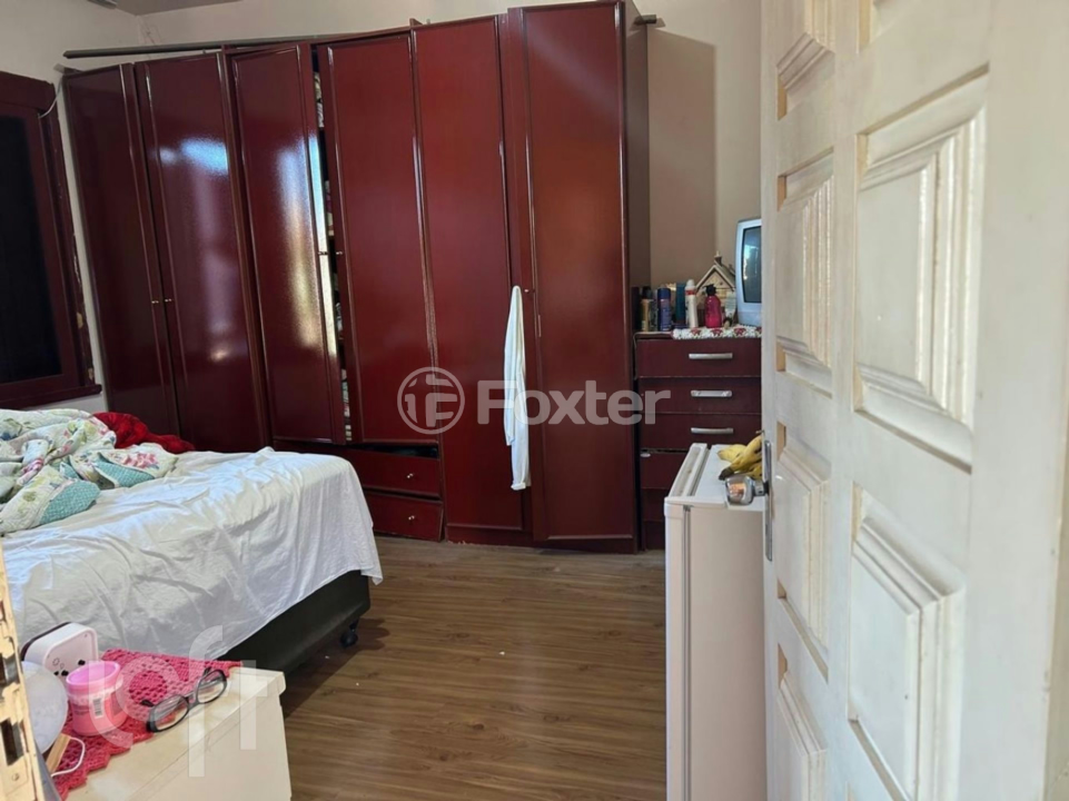 Casa à venda com 3 quartos, 294m² - Foto 4