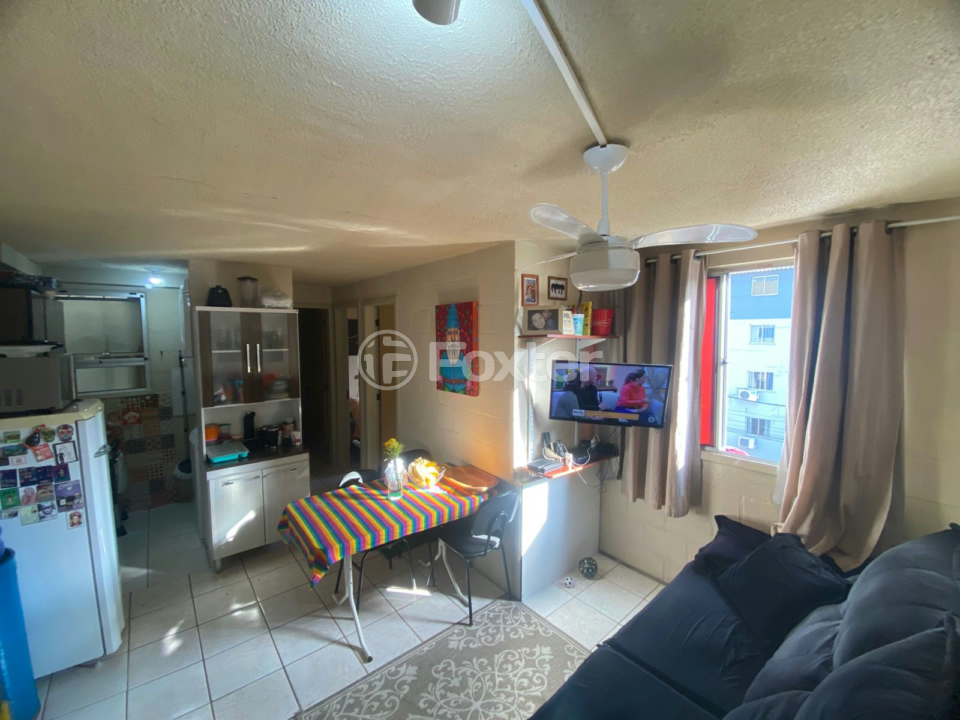 Apartamento à venda com 2 quartos, 42m² - Foto 3
