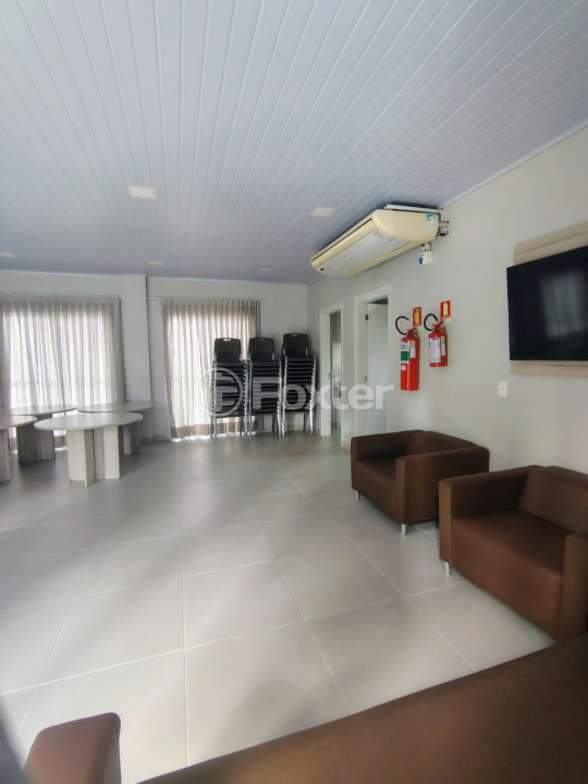 Apartamento à venda com 2 quartos, 42m² - Foto 20