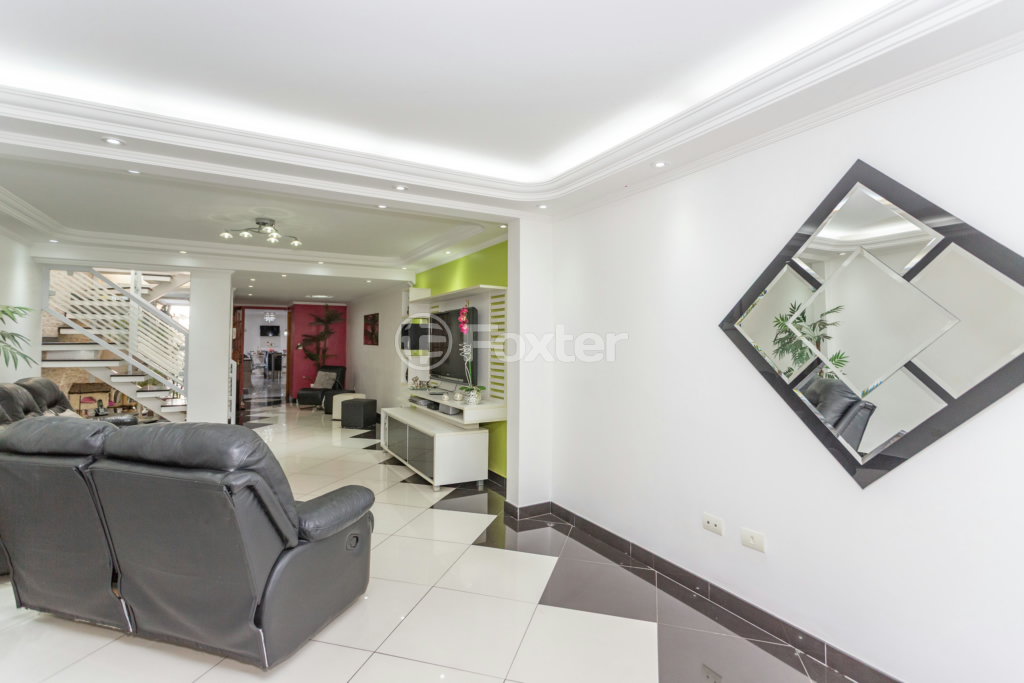 Casa à venda com 5 quartos, 185m² - Foto 2