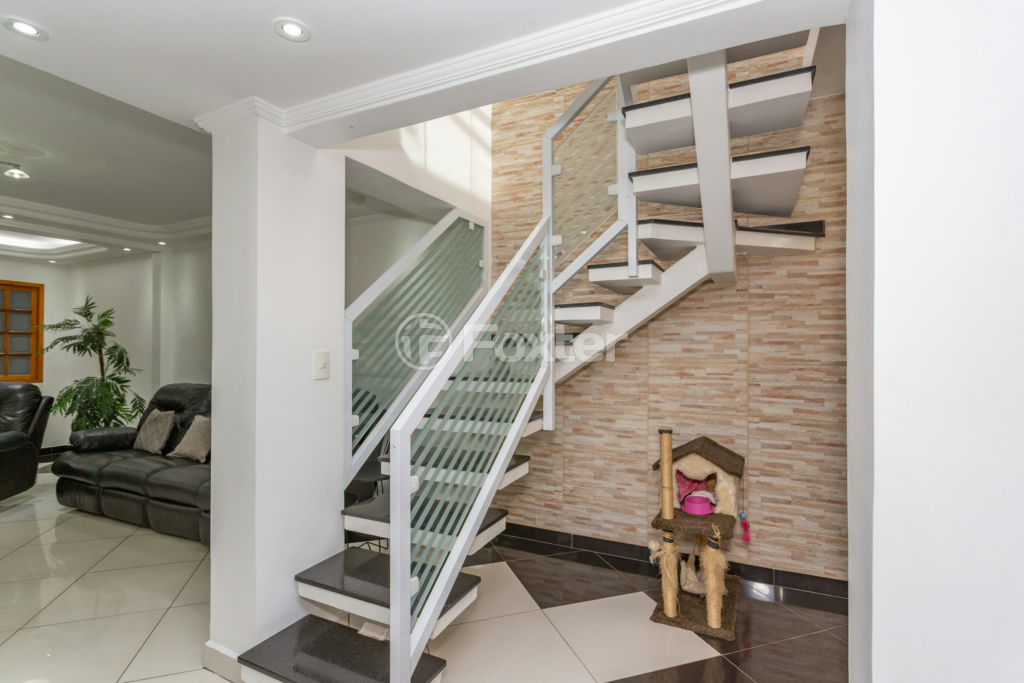 Casa à venda com 5 quartos, 185m² - Foto 11