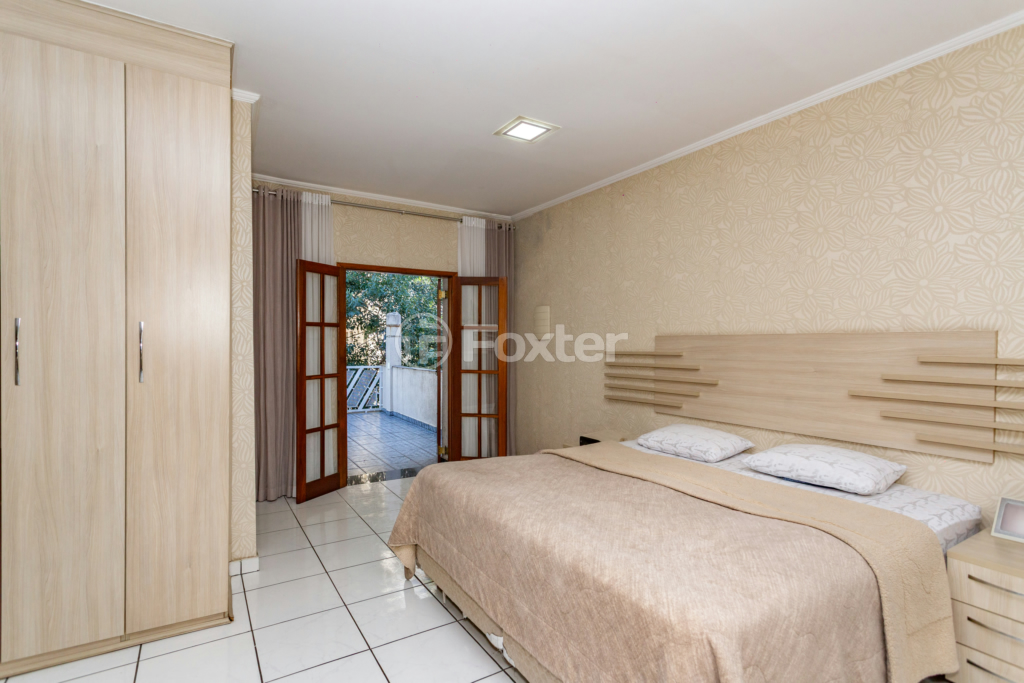 Casa à venda com 5 quartos, 185m² - Foto 23