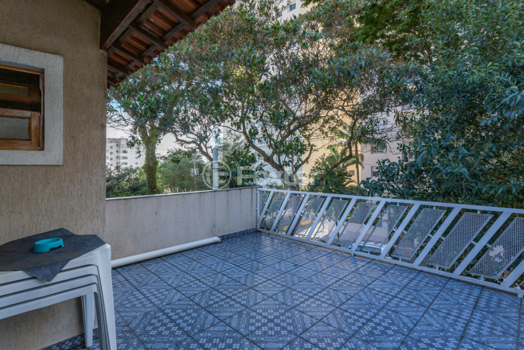 Casa à venda com 5 quartos, 185m² - Foto 28