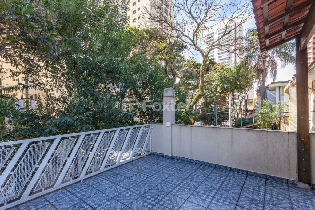 Casa à venda com 5 quartos, 185m² - Foto 27