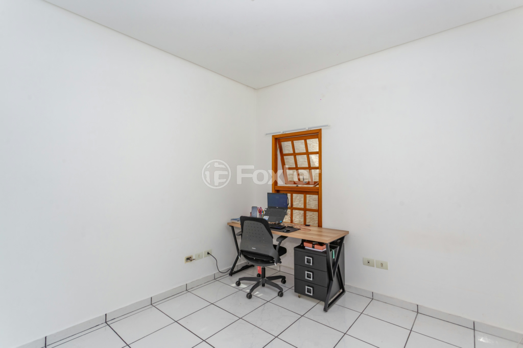 Casa à venda com 5 quartos, 185m² - Foto 34