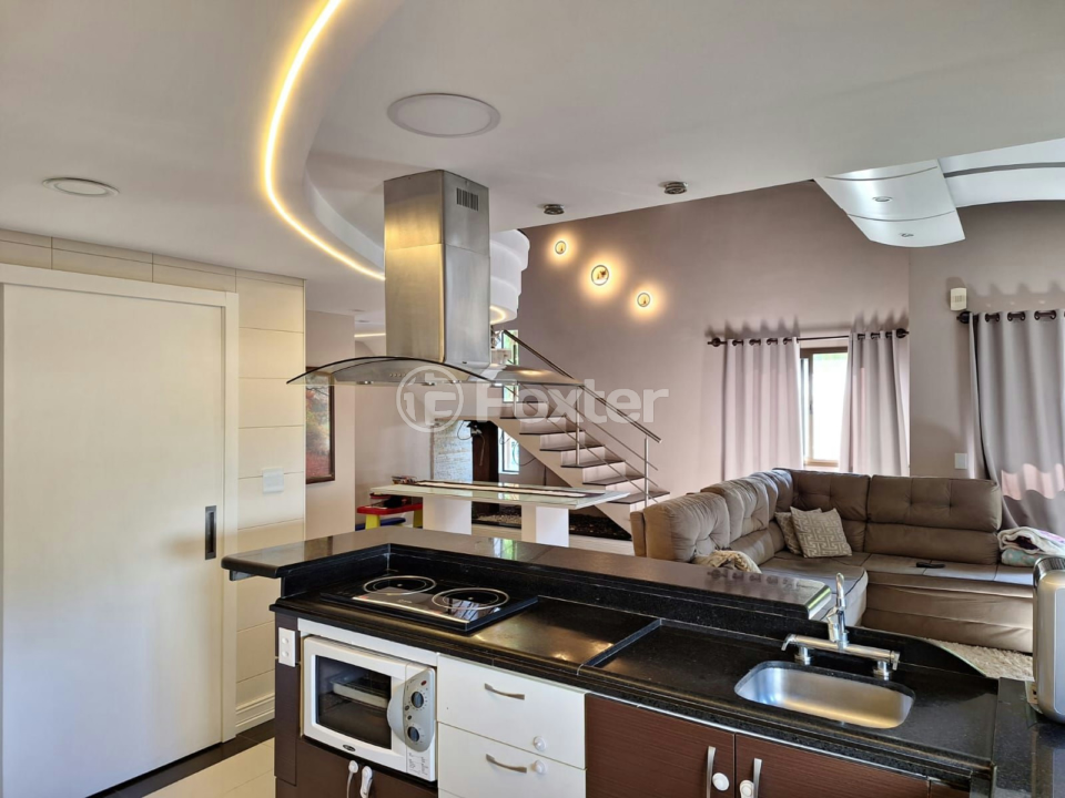 Casa de Condomínio à venda com 4 quartos, 200m² - Foto 9