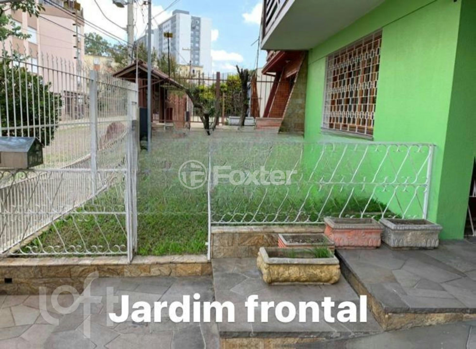 Casa à venda com 4 quartos, 367m² - Foto 2