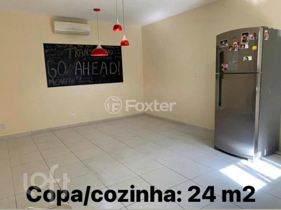 Casa à venda com 4 quartos, 367m² - Foto 7