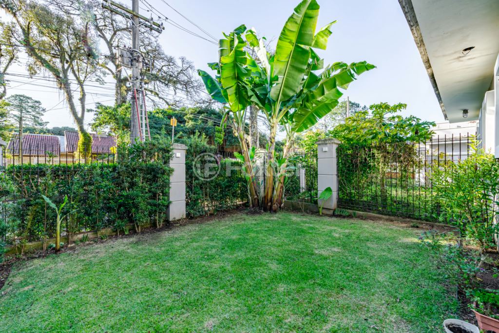 Casa de Condomínio à venda com 3 quartos, 397m² - Foto 11