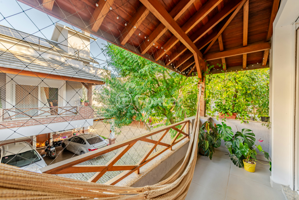 Casa de Condomínio à venda com 3 quartos, 397m² - Foto 21