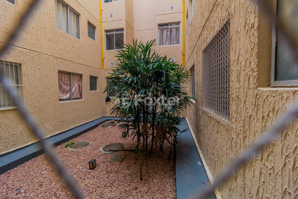 Apartamento à venda com 2 quartos, 40m² - Foto 19