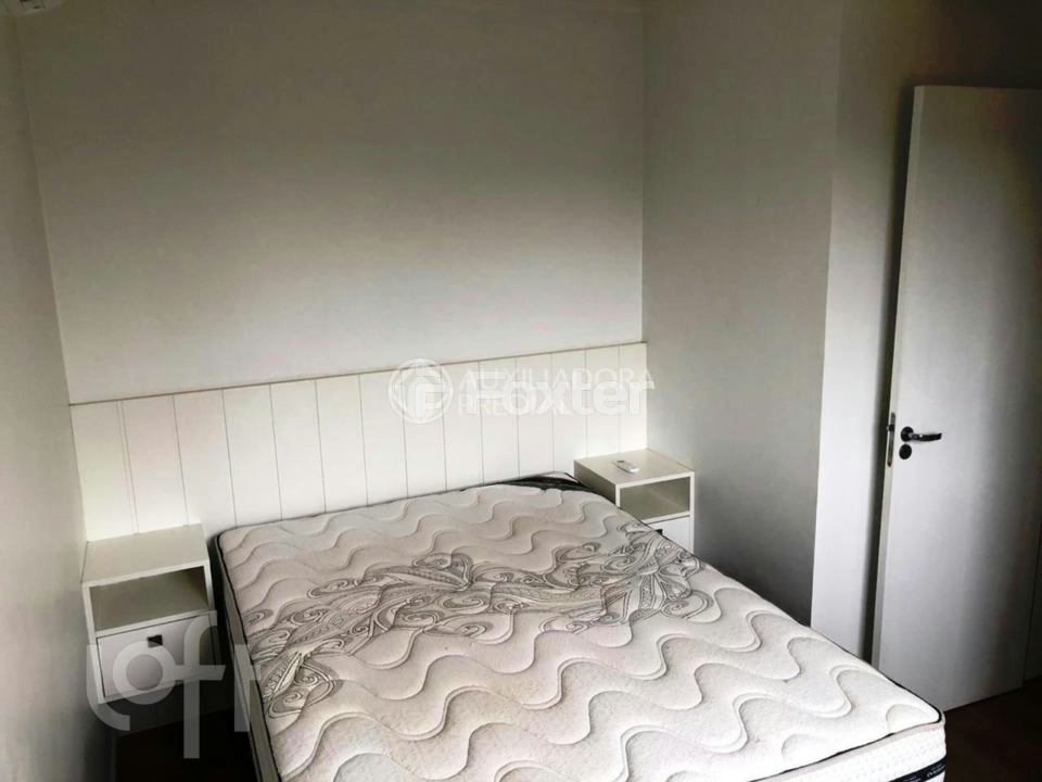 Apartamento à venda com 2 quartos, 43m² - Foto 28
