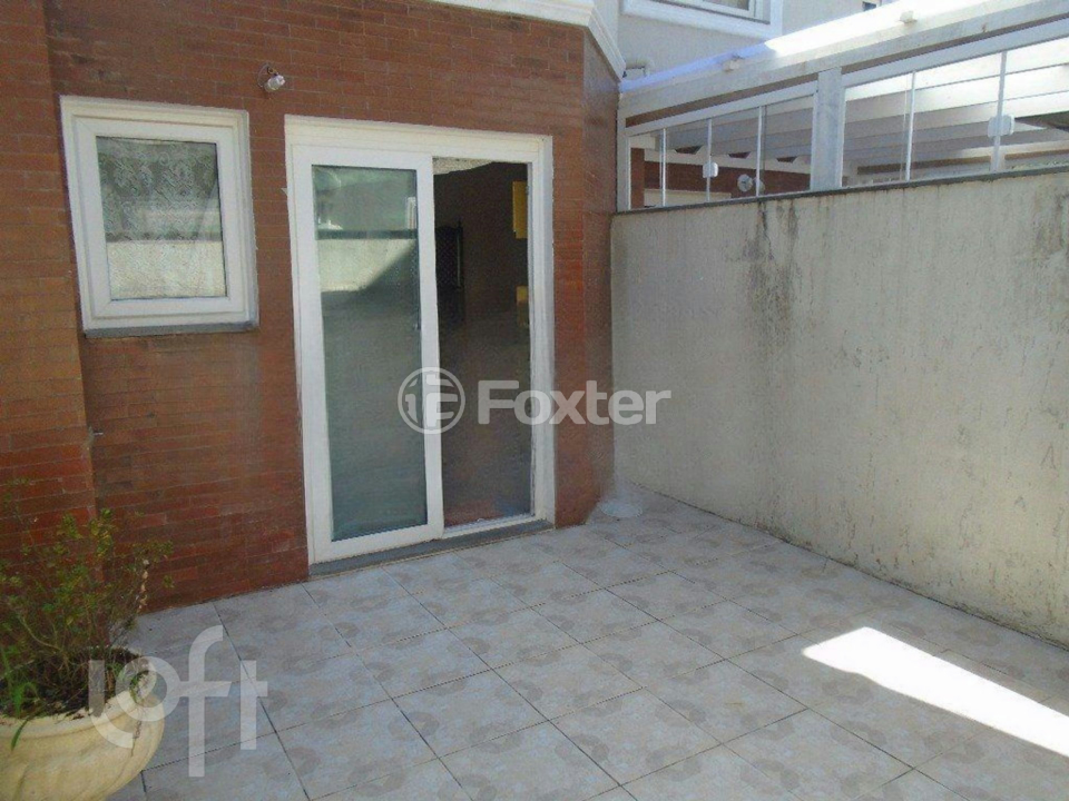 Casa à venda com 3 quartos, 74m² - Foto 11