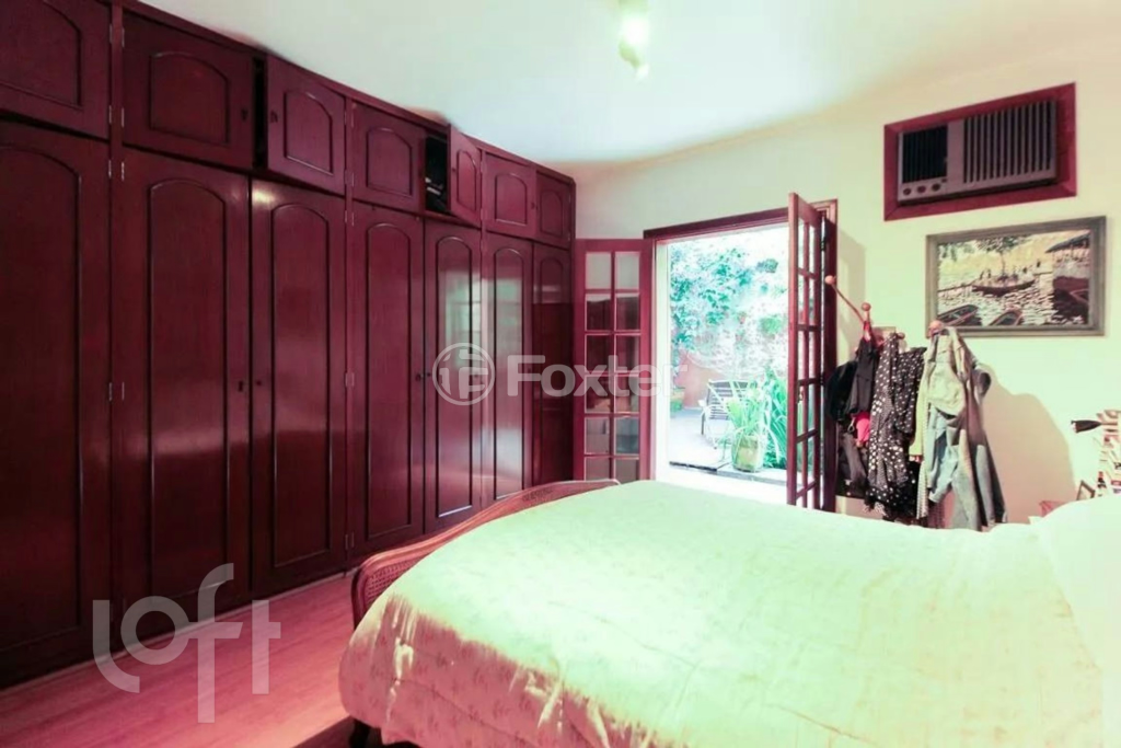 Casa à venda com 5 quartos, 330m² - Foto 28