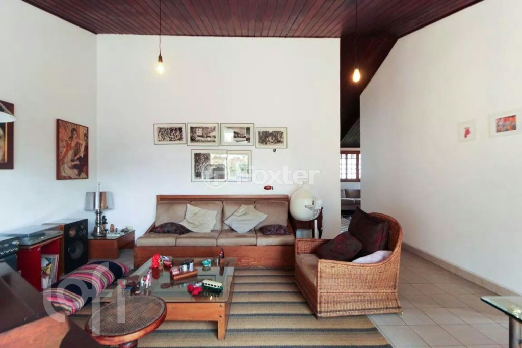 Casa à venda com 5 quartos, 330m² - Foto 11