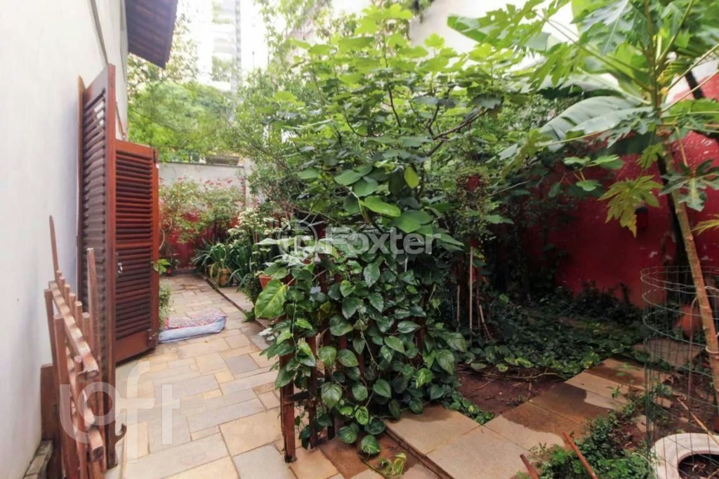 Casa à venda com 5 quartos, 330m² - Foto 43