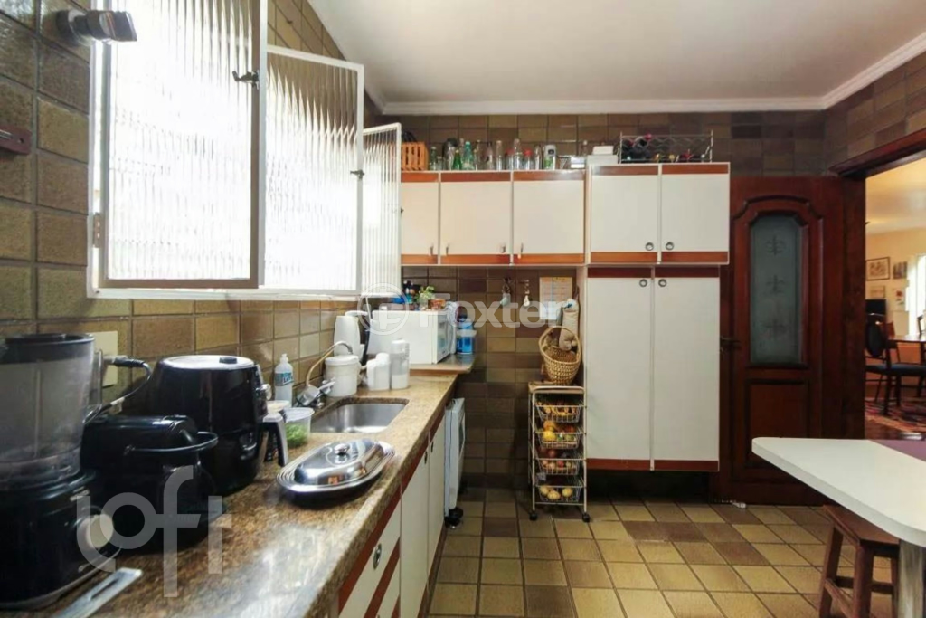 Casa à venda com 5 quartos, 330m² - Foto 14