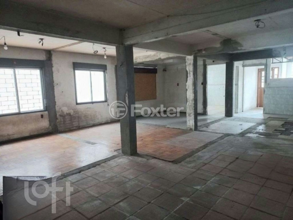 Casa à venda com 3 quartos, 230m² - Foto 8
