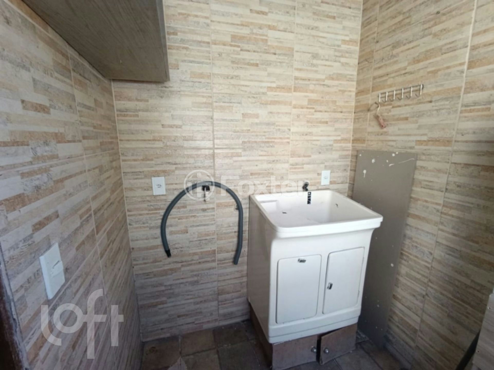 Casa à venda com 2 quartos, 57m² - Foto 11