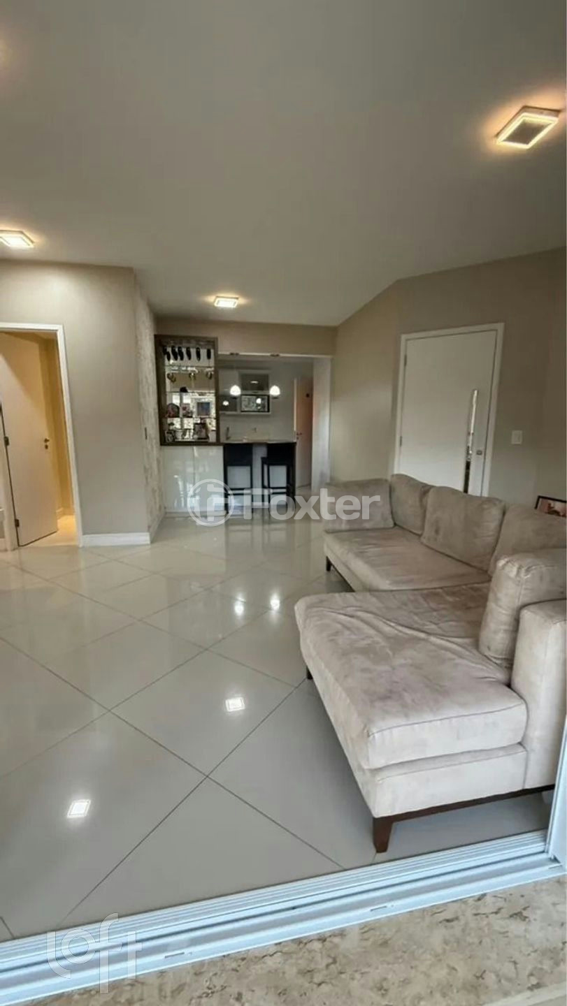 Apartamento à venda com 2 quartos, 75m² - Foto 1