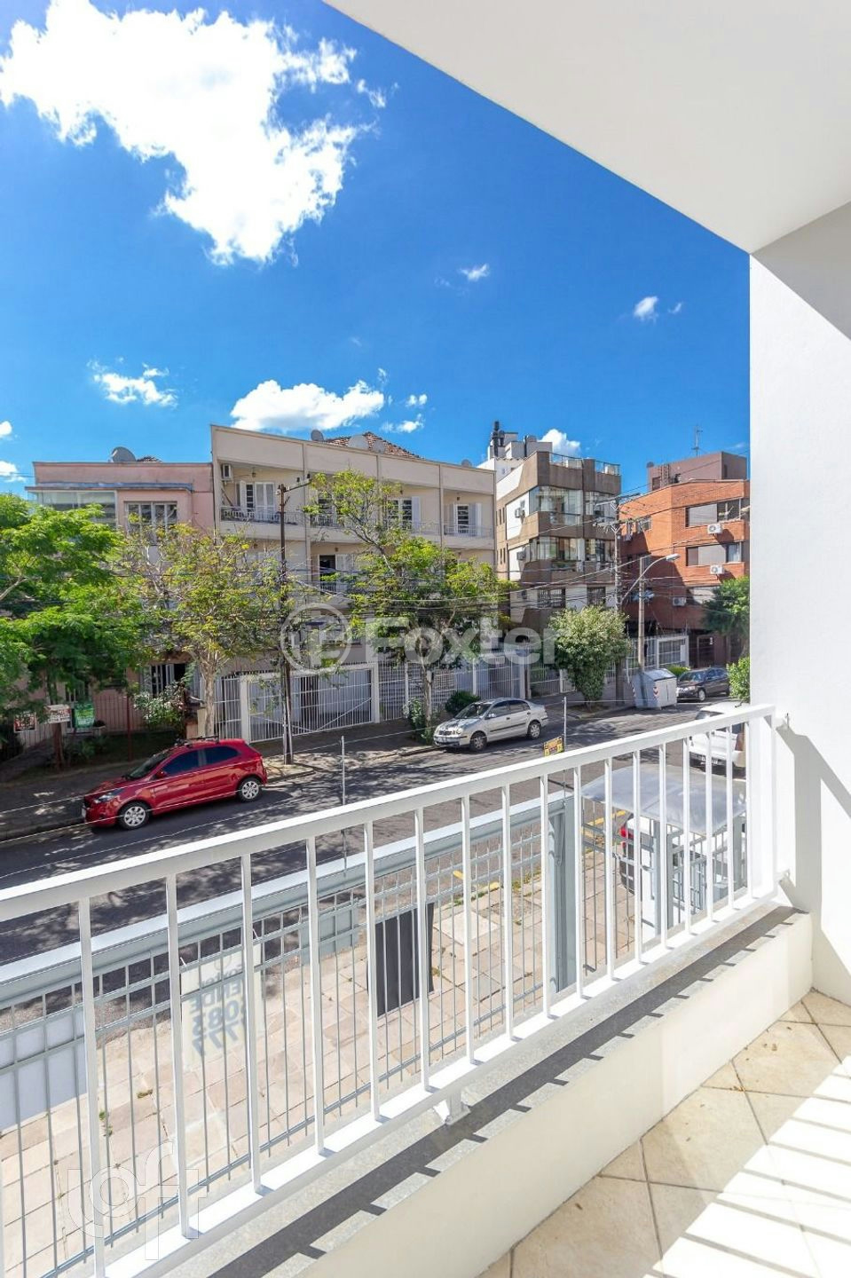 Casa à venda com 4 quartos, 192m² - Foto 1