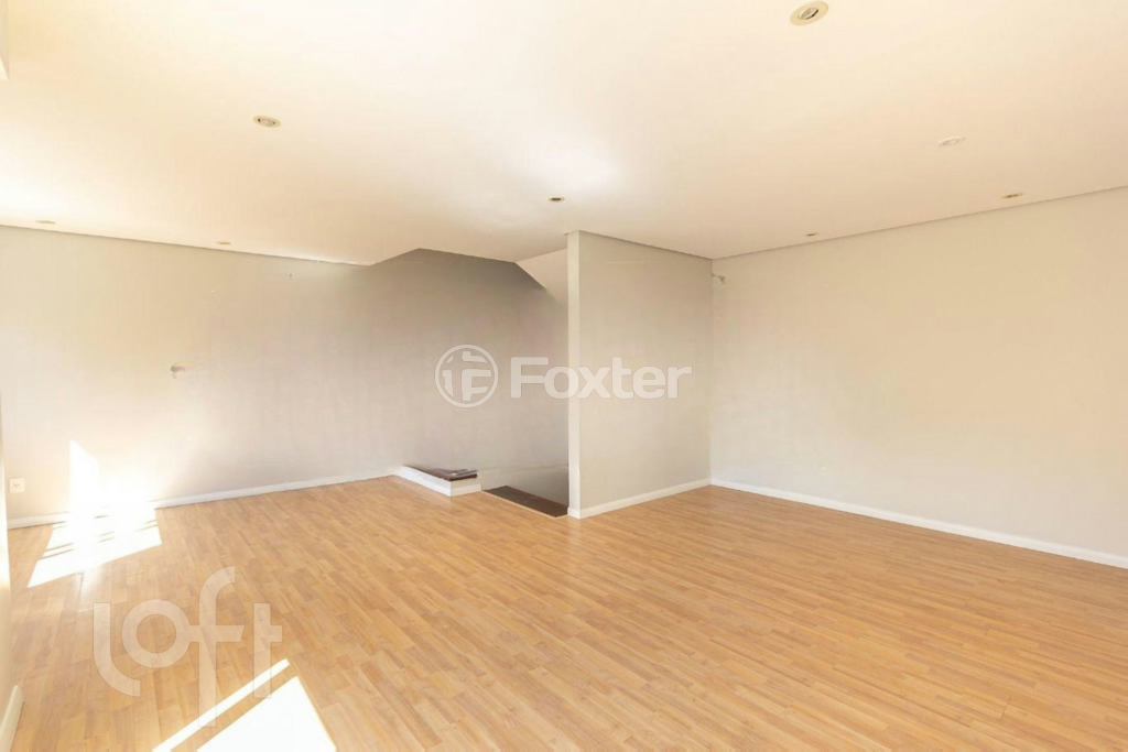 Casa à venda com 4 quartos, 192m² - Foto 2