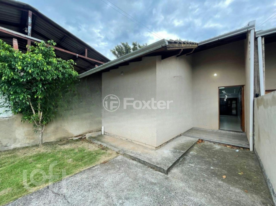 Casa à venda com 2 quartos, 63m² - Foto 11