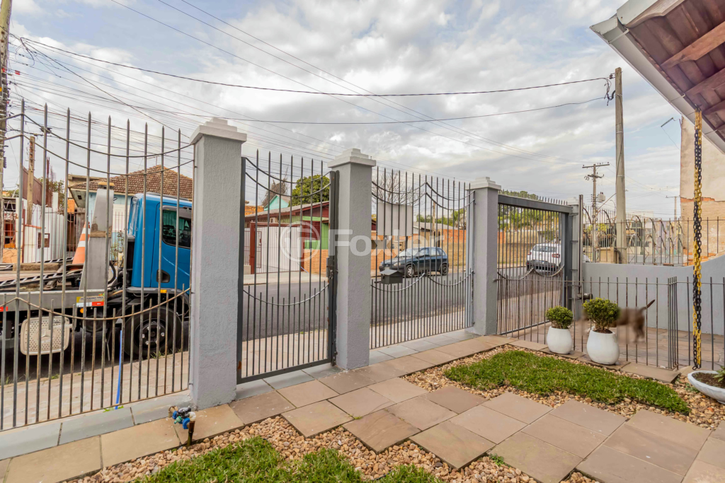 Casa à venda com 4 quartos, 240m² - Foto 62
