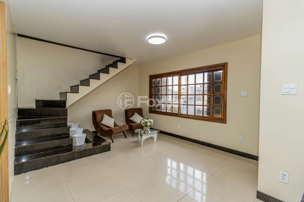 Casa à venda com 4 quartos, 240m² - Foto 9