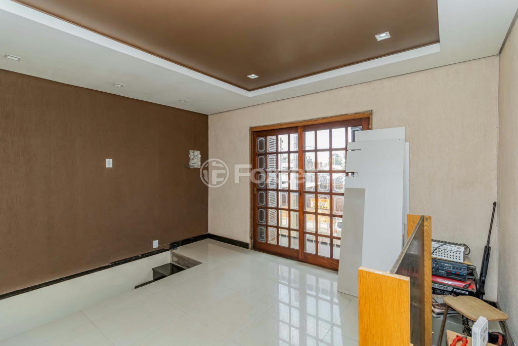 Casa à venda com 4 quartos, 240m² - Foto 10