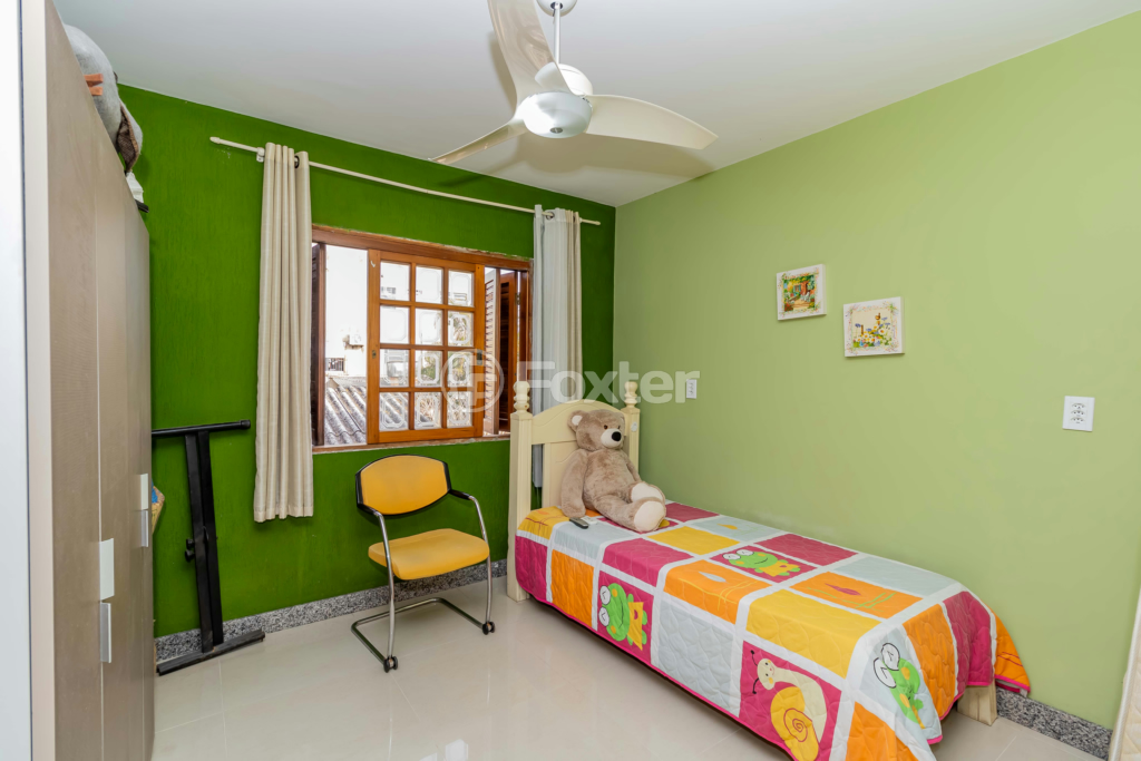 Casa à venda com 4 quartos, 240m² - Foto 29