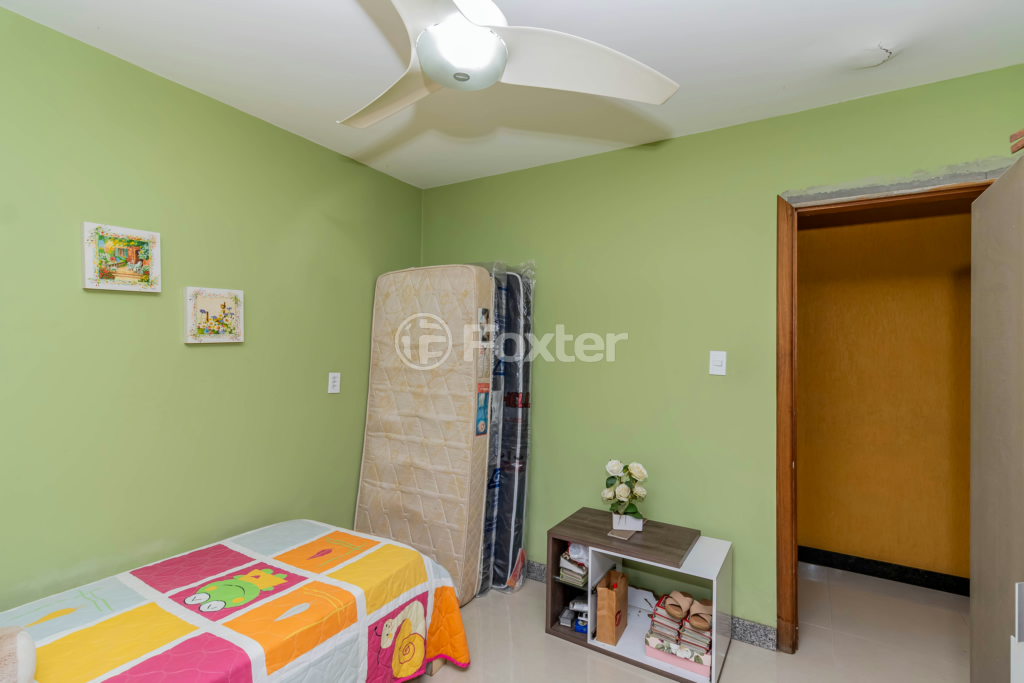 Casa à venda com 4 quartos, 240m² - Foto 28