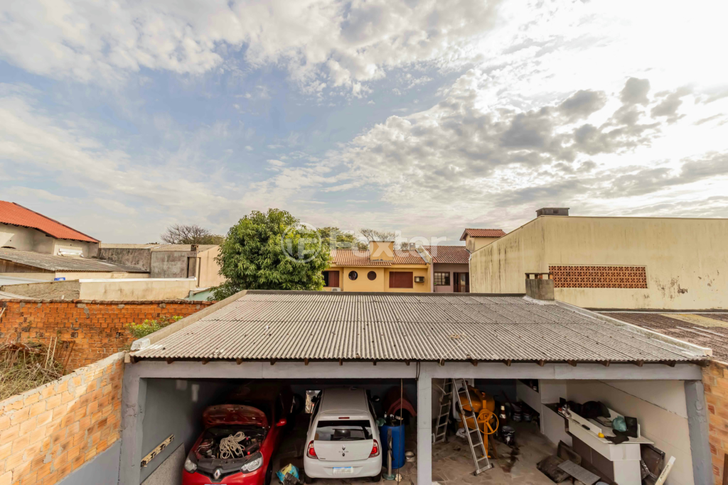 Casa à venda com 4 quartos, 240m² - Foto 26