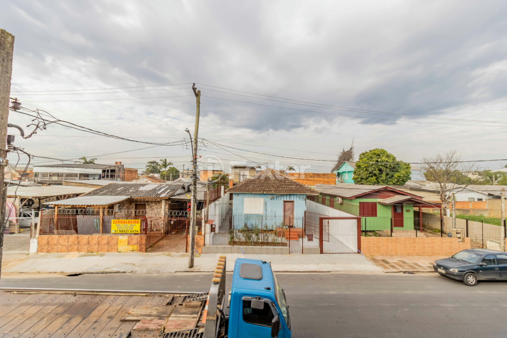 Casa à venda com 4 quartos, 240m² - Foto 14