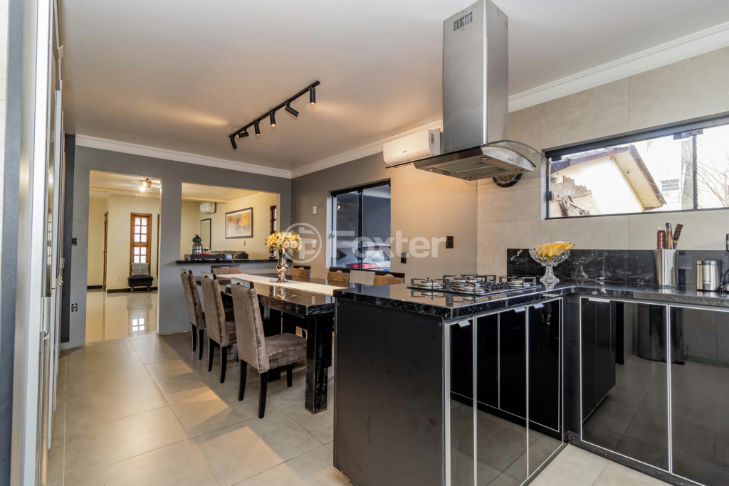 Casa à venda com 4 quartos, 240m² - Foto 48