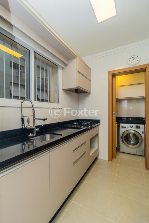 Apartamento à venda com 2 quartos, 70m² - Foto 21