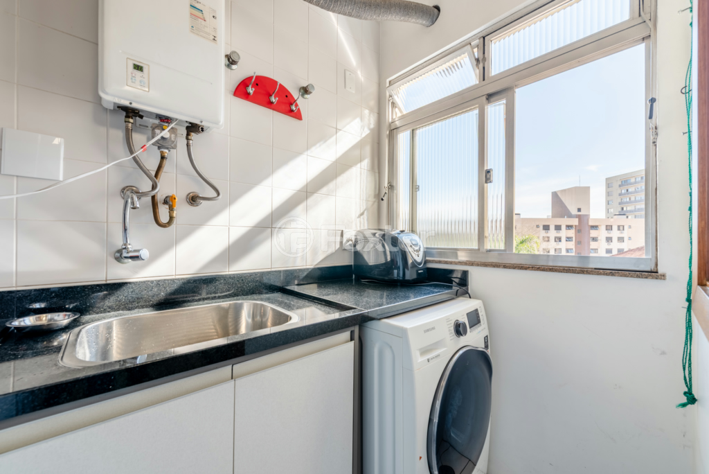 Cobertura à venda com 3 quartos, 239m² - Foto 9