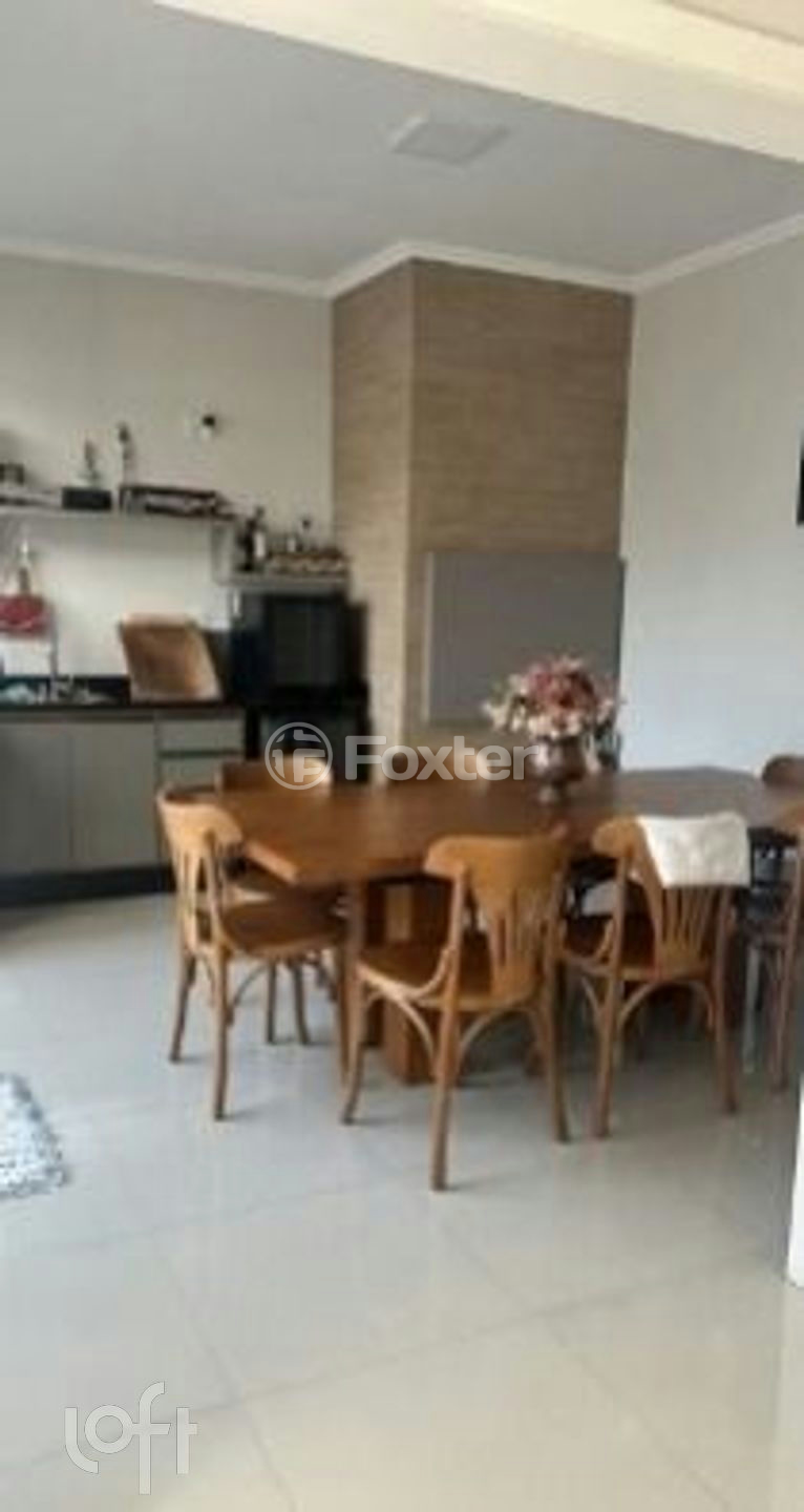 Casa à venda com 5 quartos, 234m² - Foto 11