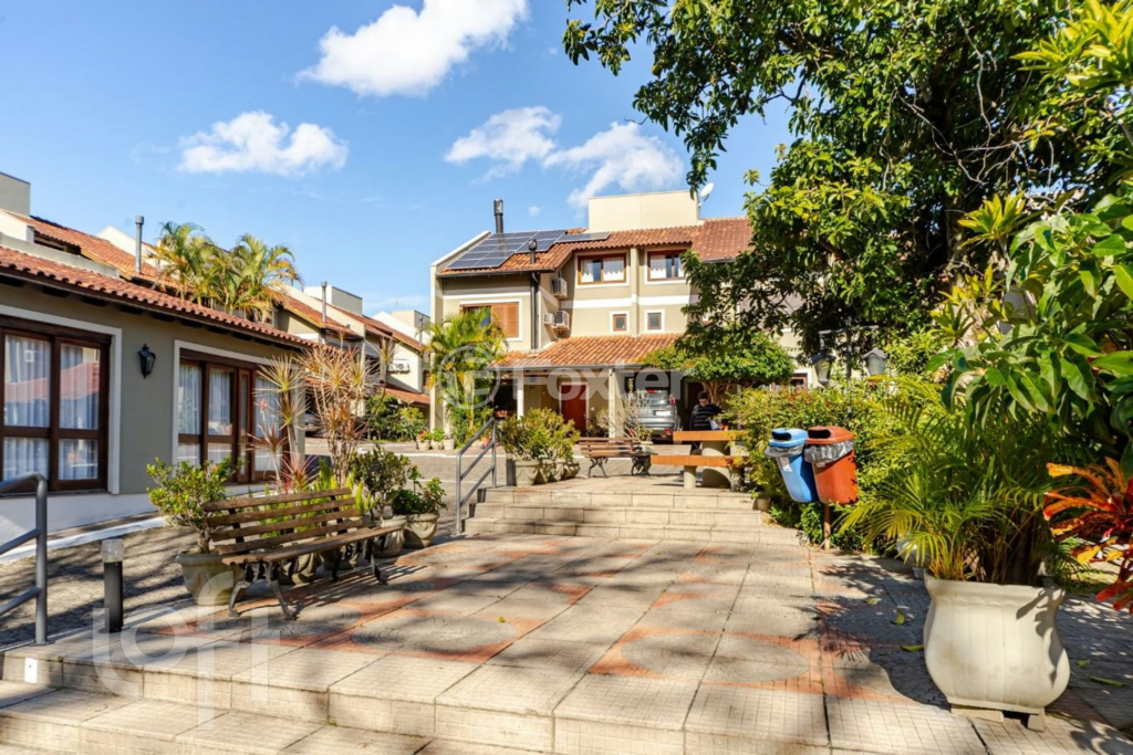Casa de Condomínio à venda com 4 quartos, 179m² - Foto 65