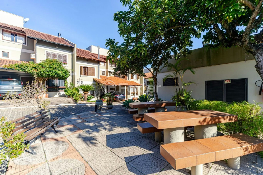 Casa de Condomínio à venda com 4 quartos, 179m² - Foto 51