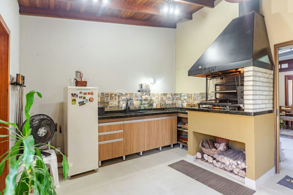 Casa de Condomínio à venda com 4 quartos, 179m² - Foto 17