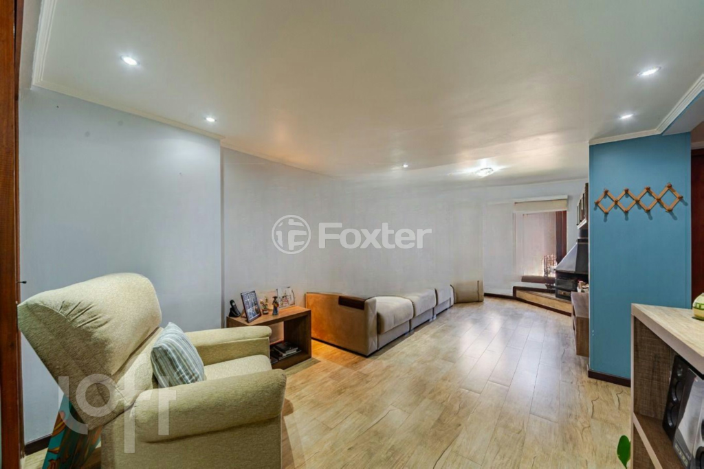 Casa de Condomínio à venda com 4 quartos, 179m² - Foto 2