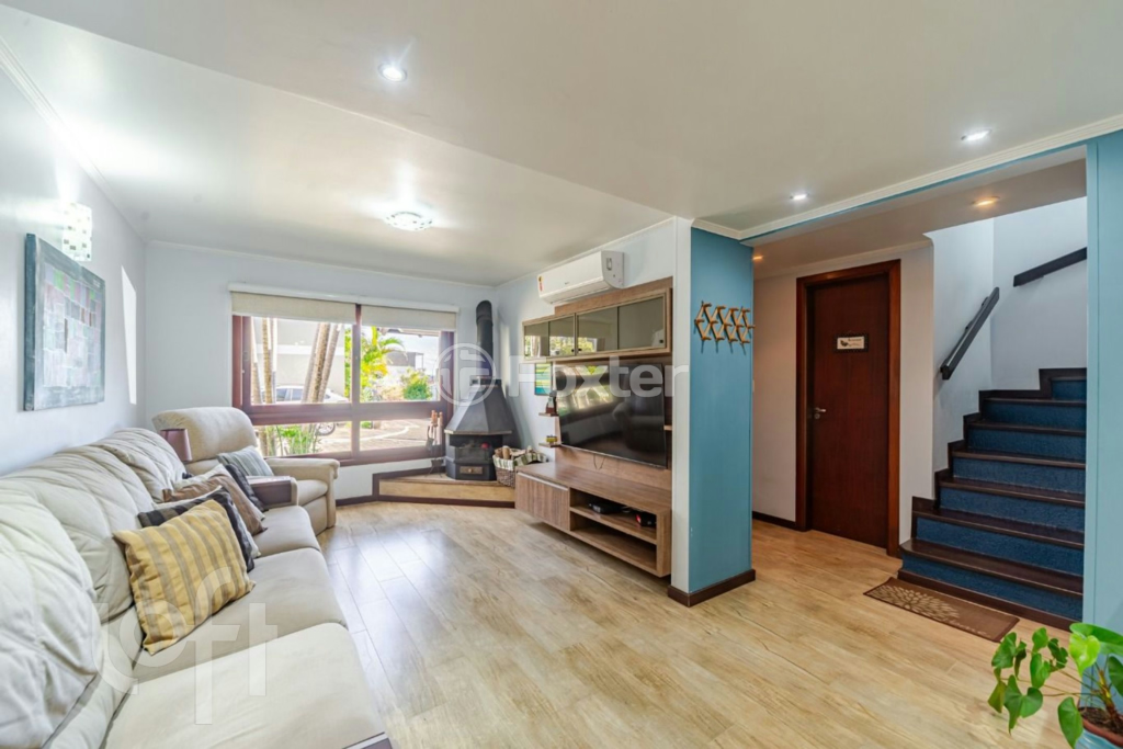 Casa de Condomínio à venda com 4 quartos, 179m² - Foto 1