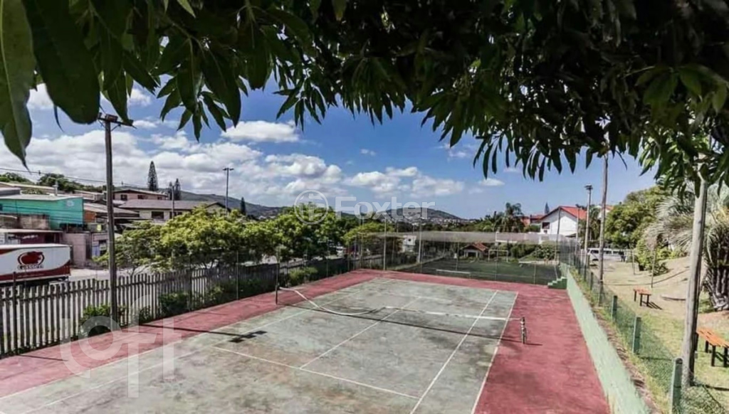 Casa à venda com 3 quartos, 230m² - Foto 8