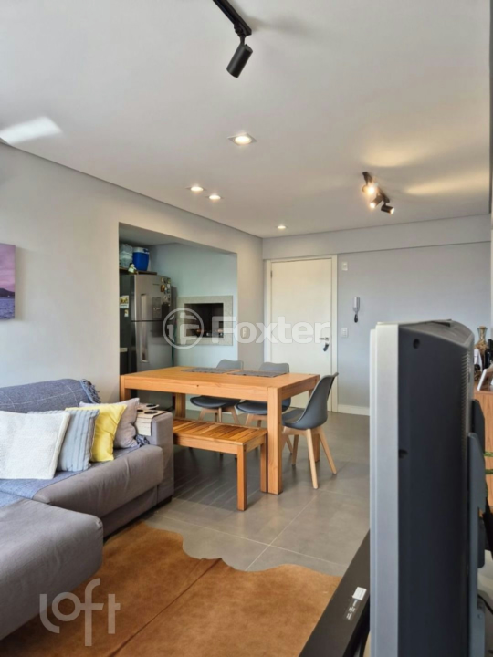 Apartamento à venda com 2 quartos, 69m² - Foto 4